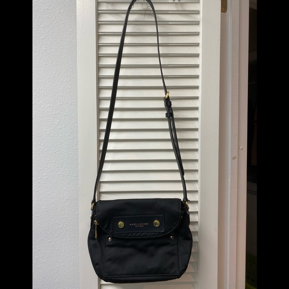 🖤💛Marc Jacobs • black purse • GUC - Picture 4 of 7